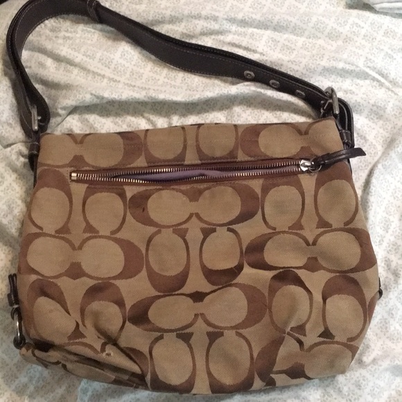 Coach Handbag - Picture 2 of 2